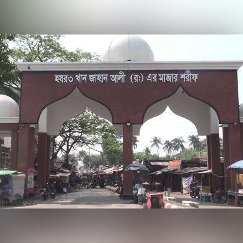 Khan jahan ali majar click by tour kori